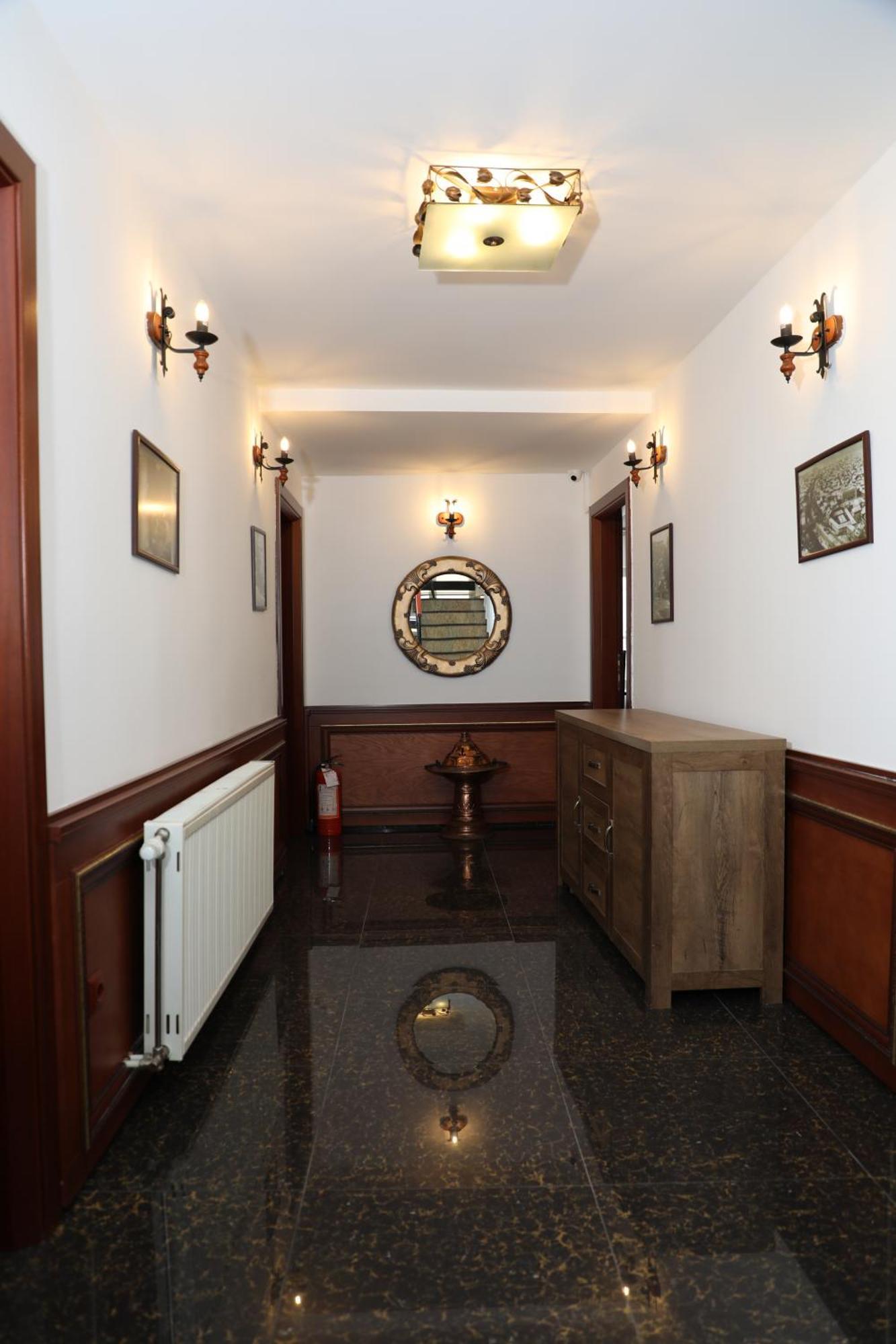 Bruti Hotel Prizren Zewnętrze zdjęcie